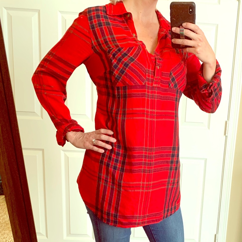 Liz Lange Maternity flannel with tie waist
